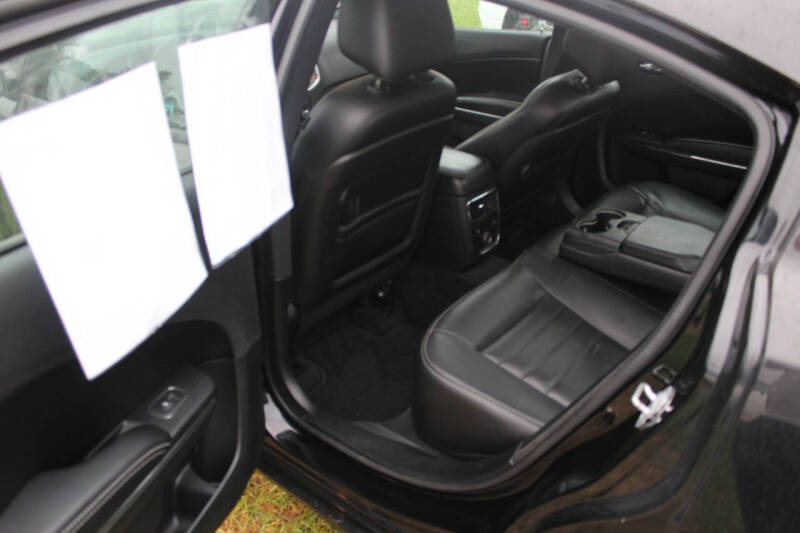 2013 Dodge Charger SXT