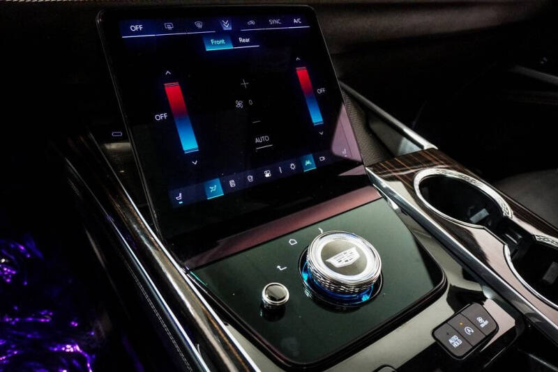 2025 Cadillac Escalade Premium Luxury