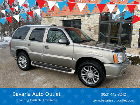 2002 Cadillac Escalade for sale at Bavaria Auto Outlet in Victoria MN