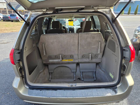 2006 Toyota Sienna CE 7 Passenger