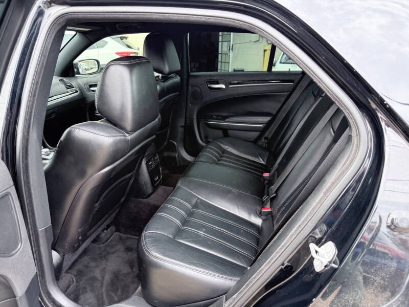 2017 Chrysler 300 S