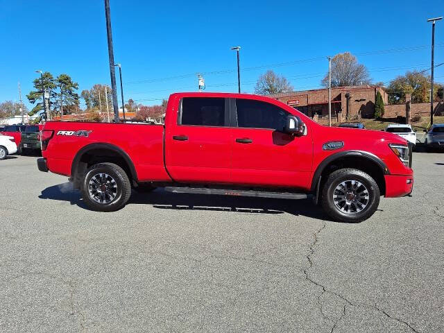 2024 Nissan Titan XD