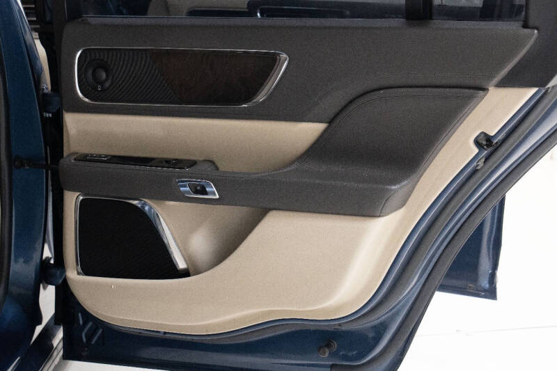 2019 Lincoln Continental Reserve