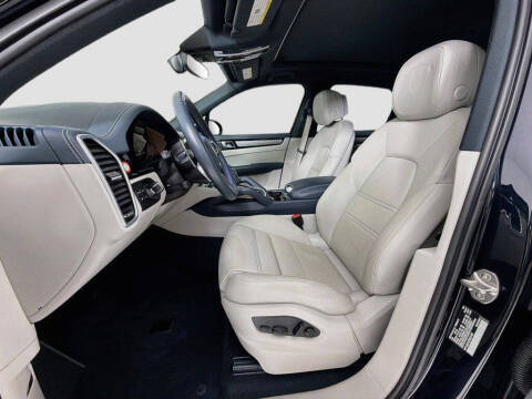 2023 Porsche Cayenne