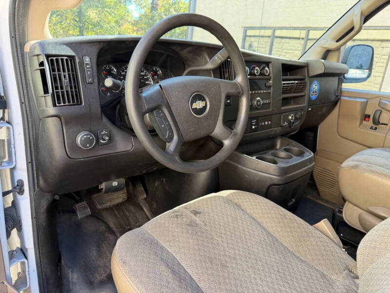 2020 Chevrolet Express 3500