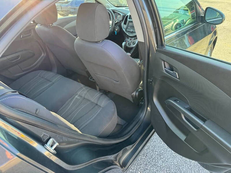 2017 Chevrolet Sonic LT Auto