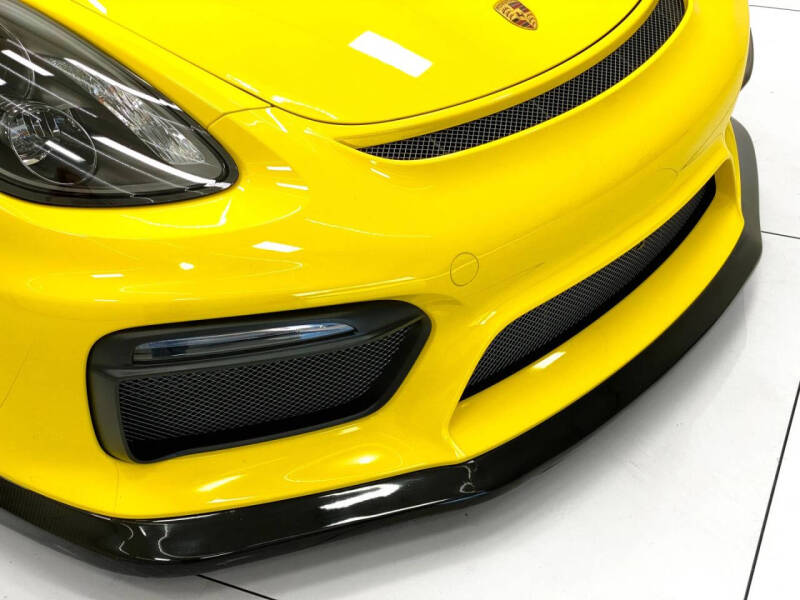 2016 Porsche Cayman GT4
