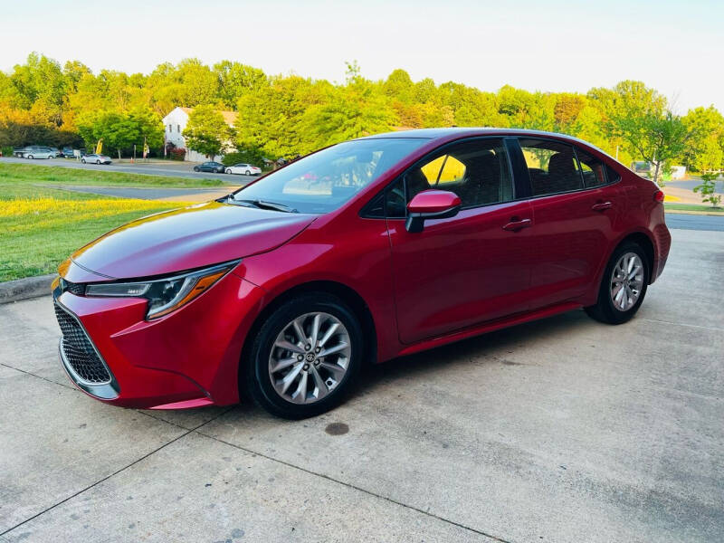 2021 Toyota Corolla LE photo 3