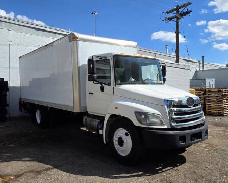 2014 Hino 268
