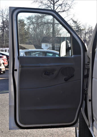2008 Ford E-Series E-250