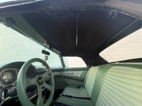 1957 Ford Thunderbird