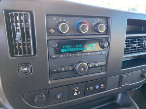 2024 GMC Savana 2500