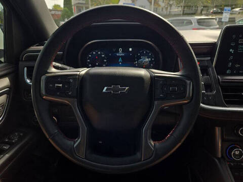 2023 Chevrolet Suburban RST