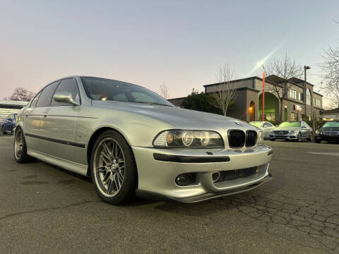 2000 BMW M5