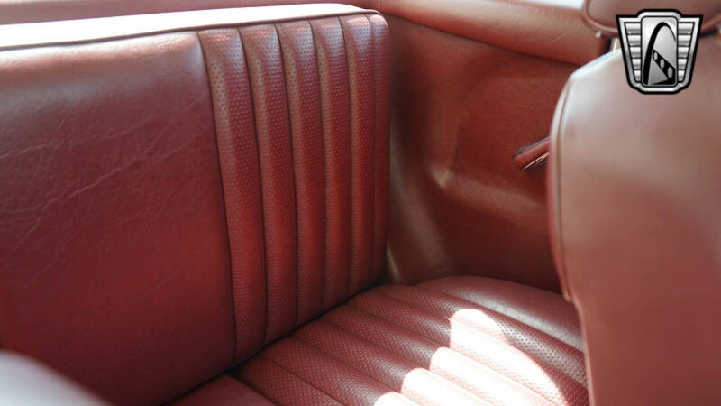 1989 Mercedes-Benz 560-Class 560 SL