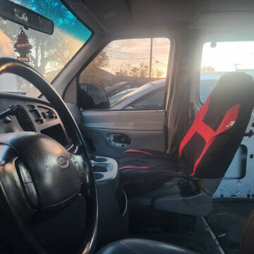 2000 Ford E-350 XL SD