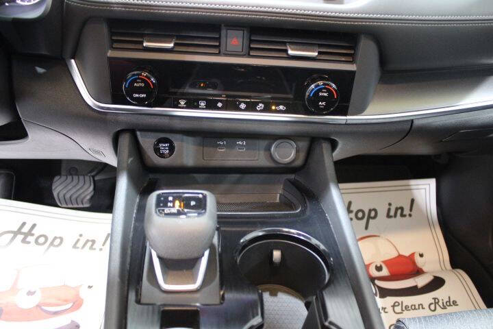 2024 Nissan Rogue SV