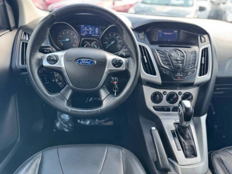 2014 Ford Focus SE