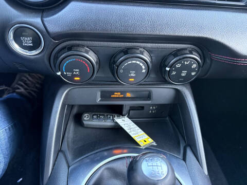 2016 Mazda MX-5 Miata Club