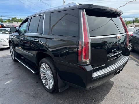 2016 Cadillac Escalade Platinum