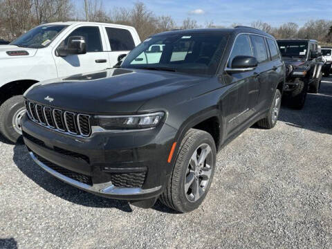 2024 Jeep Grand Cherokee L for sale at GUPTON MOTORS, INC. in Springfield TN