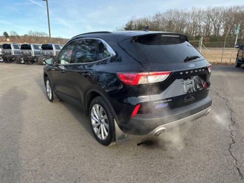 2021 Ford Escape Hybrid Titanium