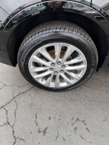 2017 Cadillac XT5 Platinum