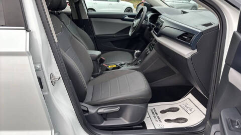 2023 Volkswagen Taos SE 4Motion