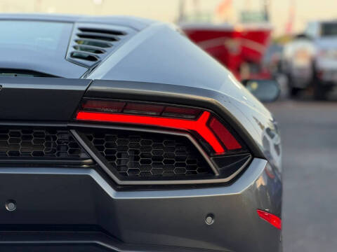 2017 Lamborghini Huracan LP 580-2