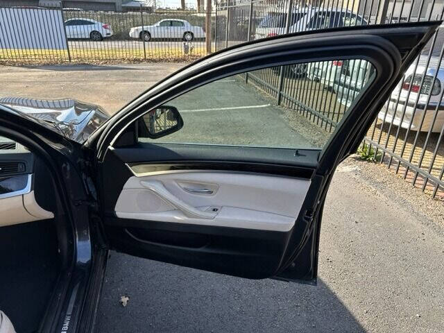 2012 BMW 5 Series 528i xDrive