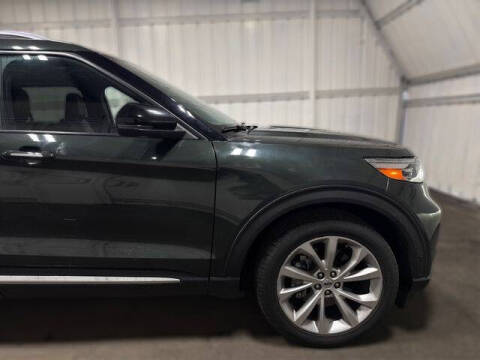 2022 Ford Explorer Hybrid Platinum