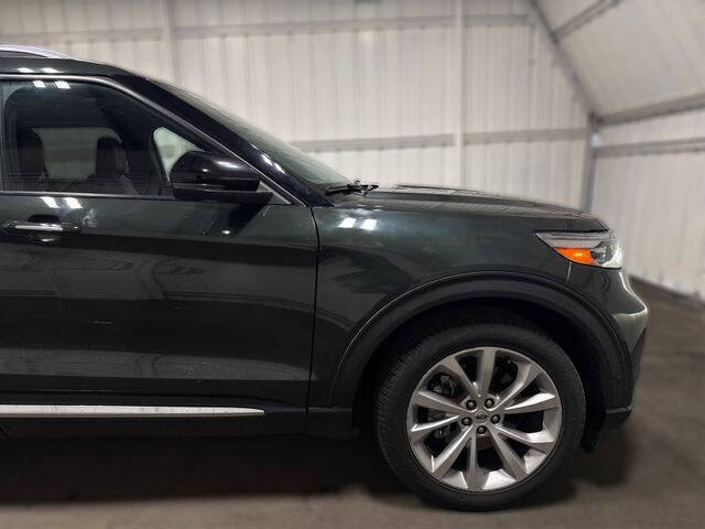 2022 Ford Explorer Hybrid Platinum