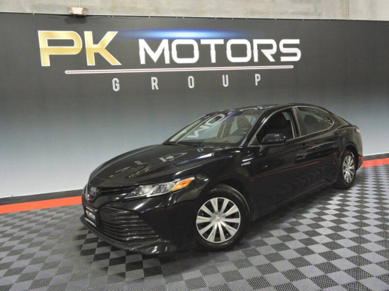 2018 Toyota Camry Hybrid for sale at PK MOTORS GROUP in Las Vegas NV