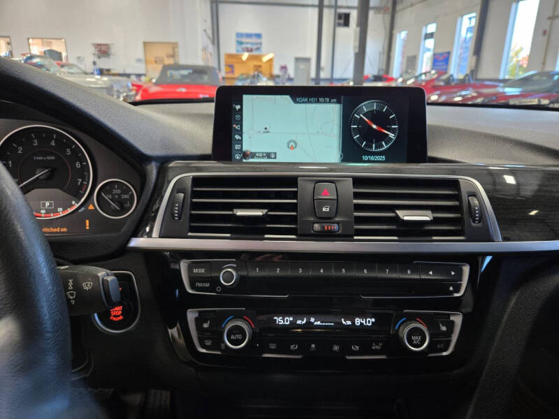 2017 BMW 3 Series 330i xDrive