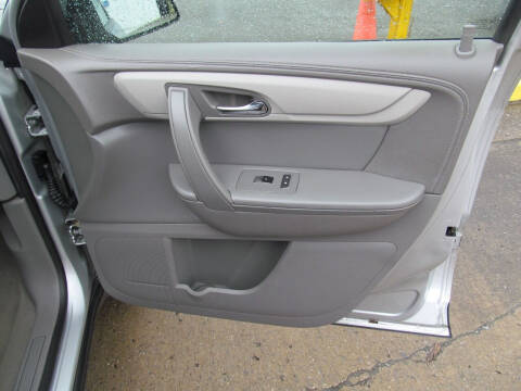 2013 Chevrolet Traverse LS