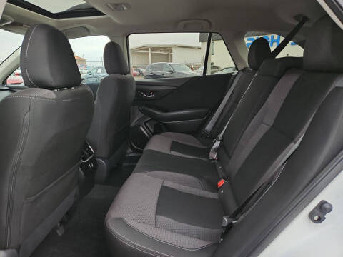 2025 Subaru Outback Premium