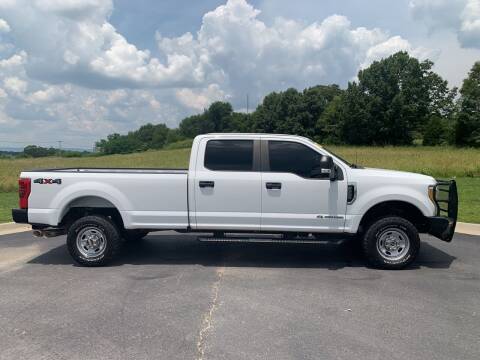 2017 Ford F-250 Super Duty for sale at V Automotive in Harrison AR