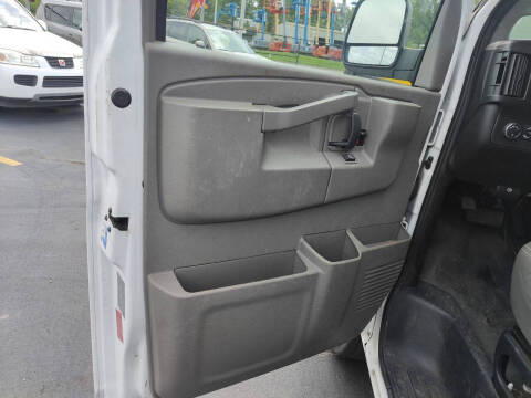 2017 Chevrolet Express LS 3500