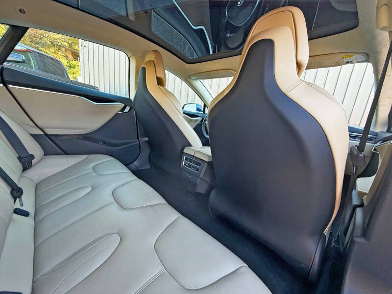 2017 Tesla Model S 75D