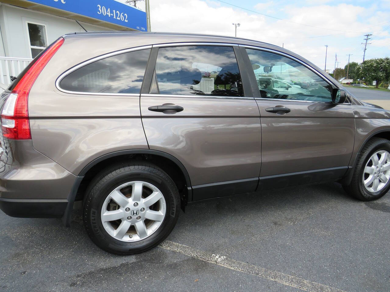 2011 Honda CR-V for sale at Colbert's Auto Outlet in Hickory, NC