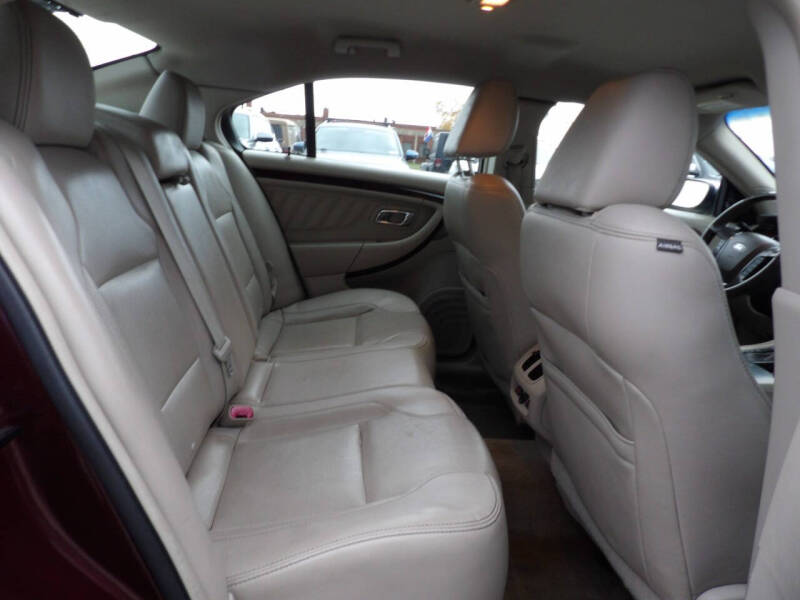 2011 Ford Taurus Limited