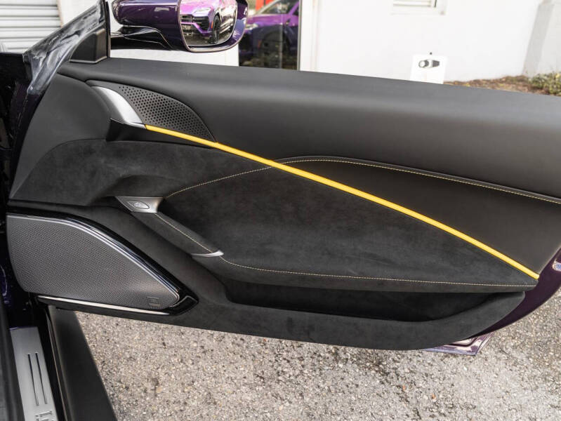 2025 Ferrari Roma Spider