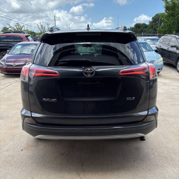 2016 Toyota RAV4 XLE