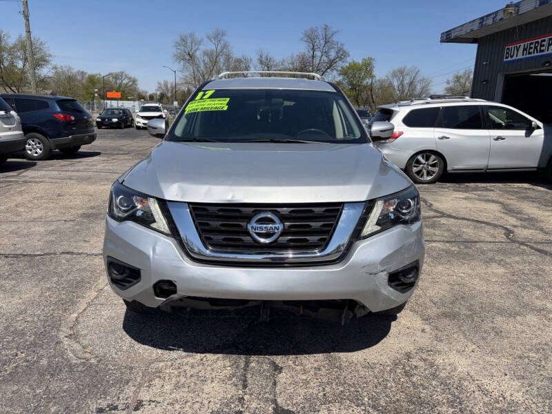 2017 Nissan Pathfinder S