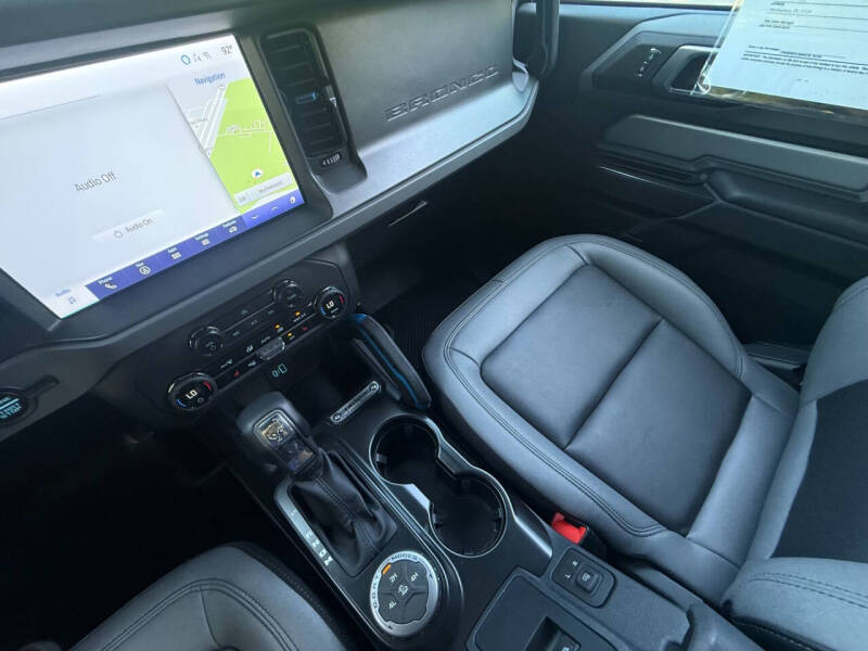 2024 Ford Bronco Black Diamond