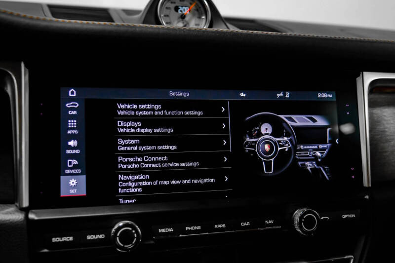 2021 Porsche Macan GTS