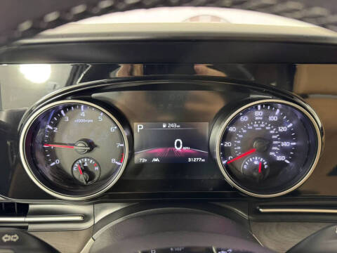 2024 Kia Carnival EX