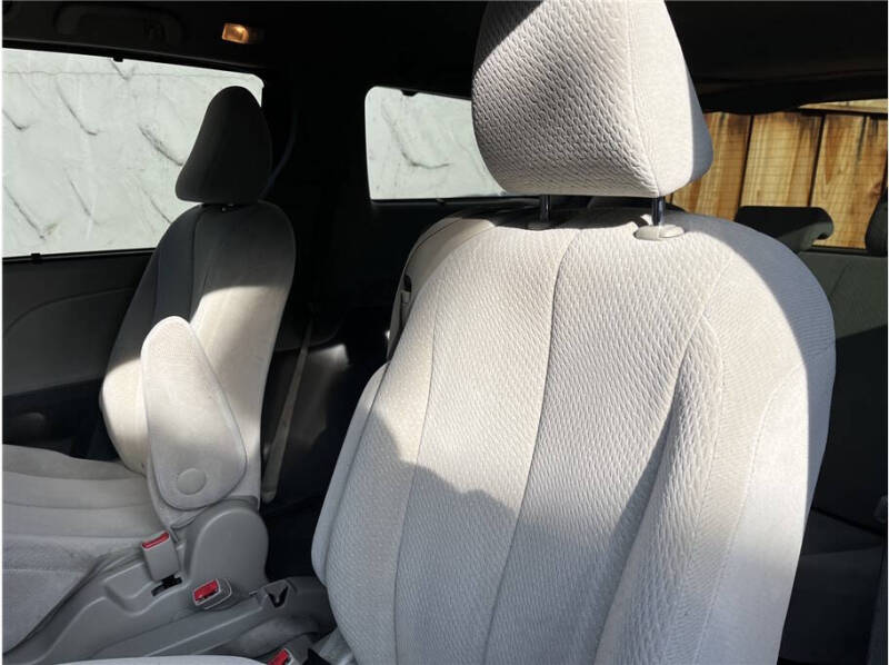 2013 Toyota Sienna