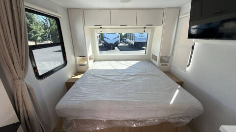 2026 Winnebago Thrive