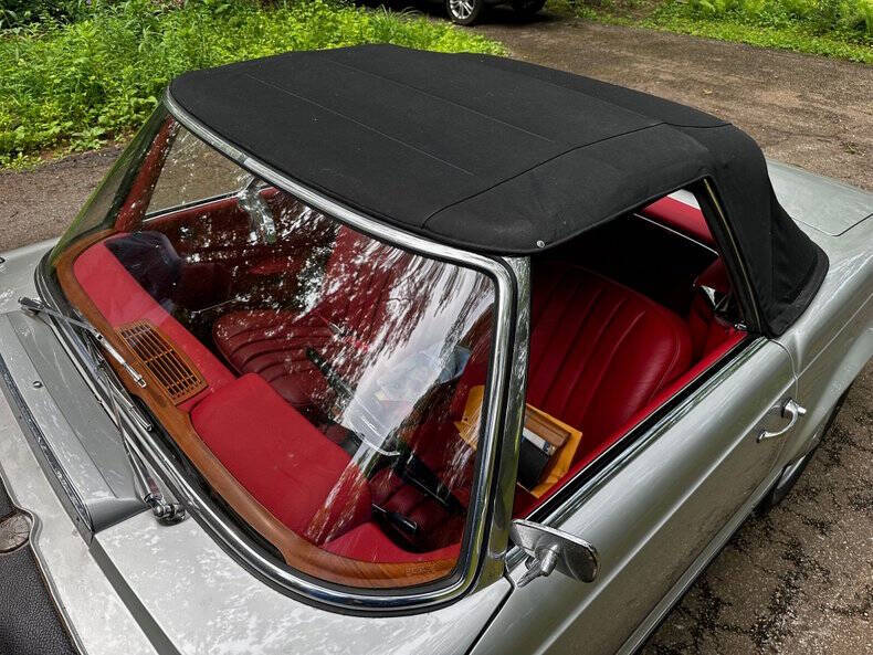 1965 Mercedes-Benz 230SL